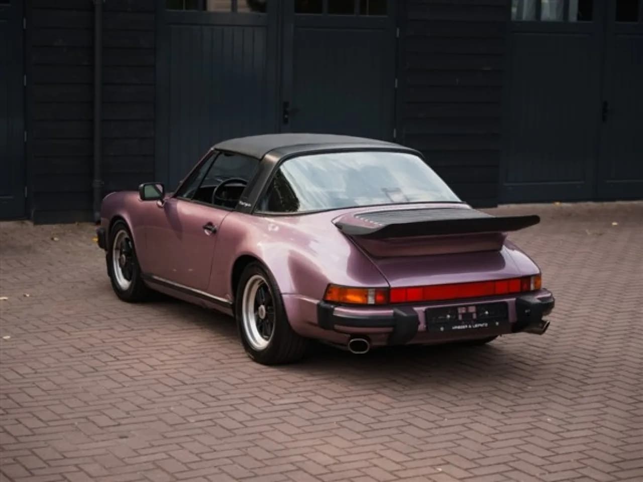 1986 Porsche 911 3.2 Carrera Targa - Thumbnail 3