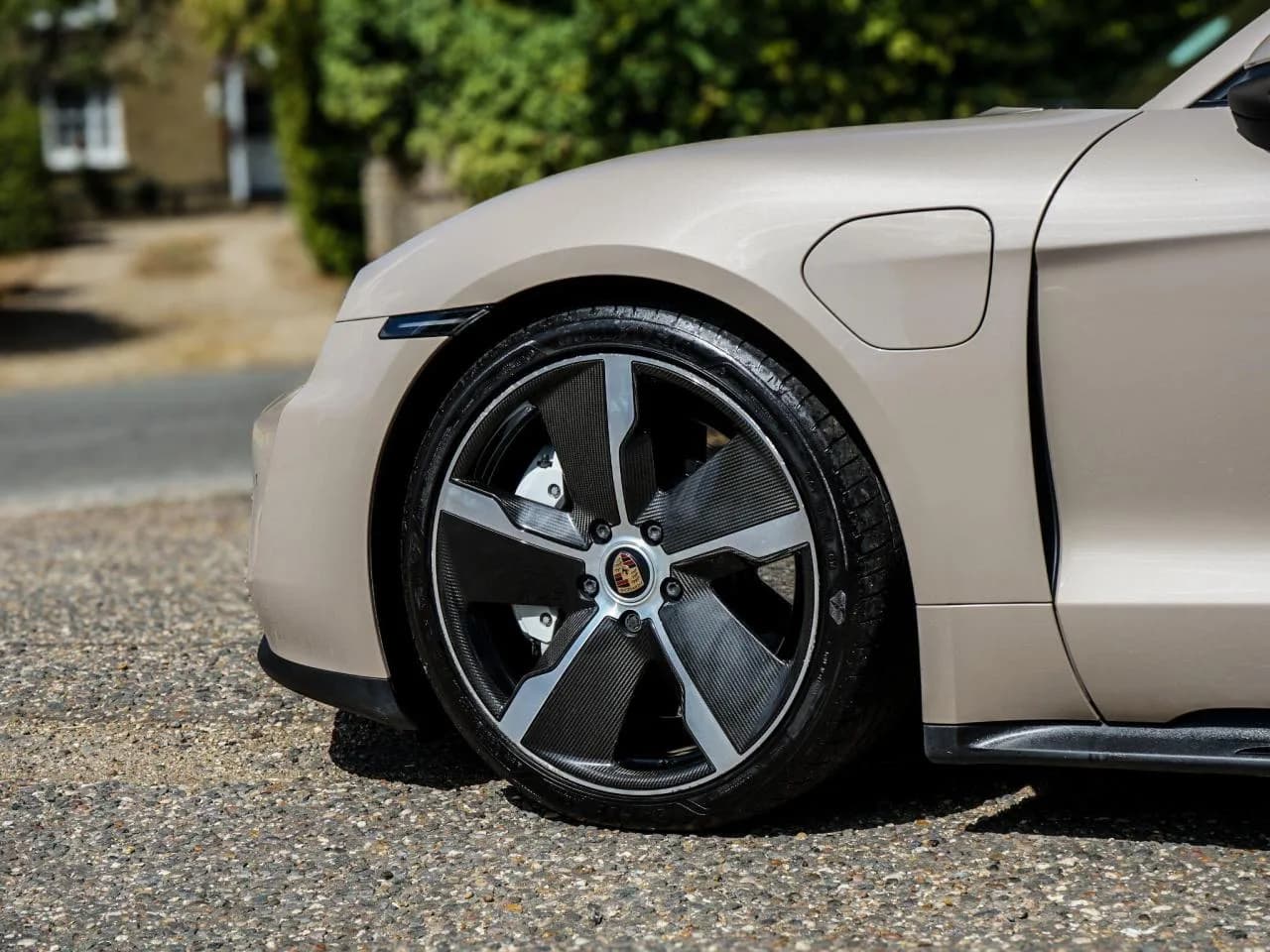 2022 Porsche Performance 79.2kWh Auto RWD 4dr (11kW Charger) - Thumbnail 5