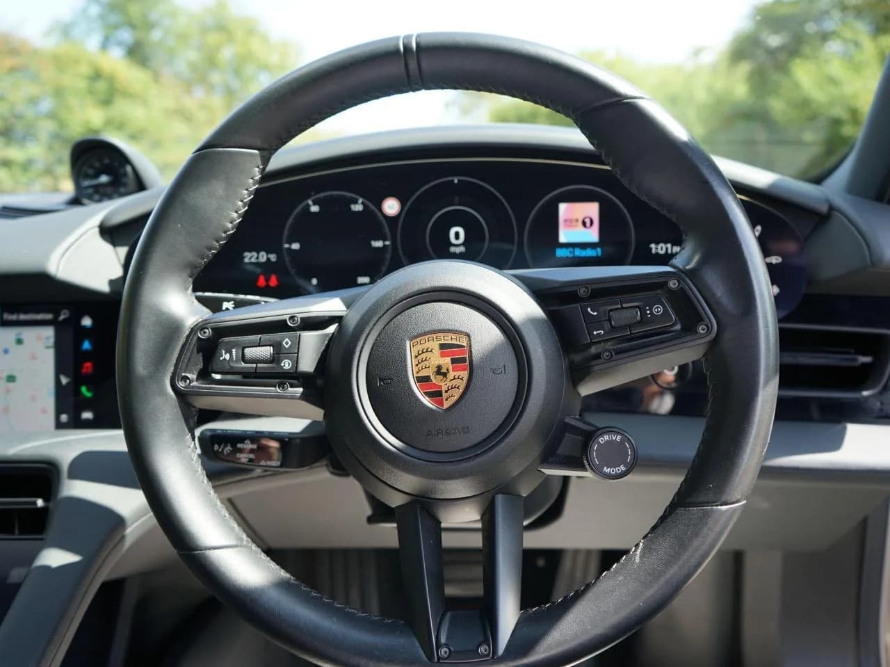 2022 Porsche Performance 79.2kWh Auto RWD 4dr (11kW Charger) - Thumbnail 7