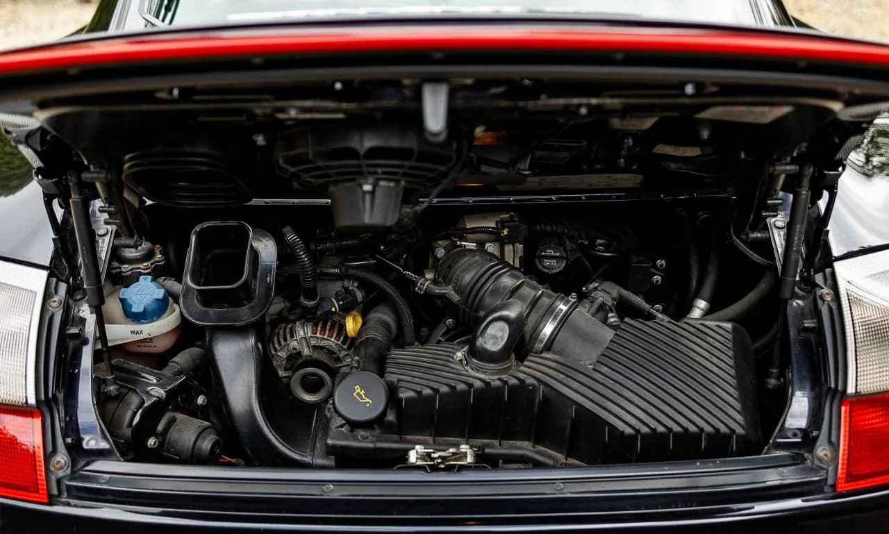2002 Porsche 911/996 Carrera 4S - Thumbnail 5