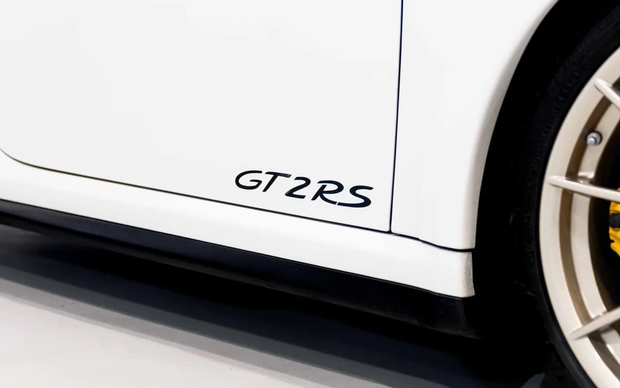 2010 Porsche 911 997 GT2 RS - Thumbnail 7