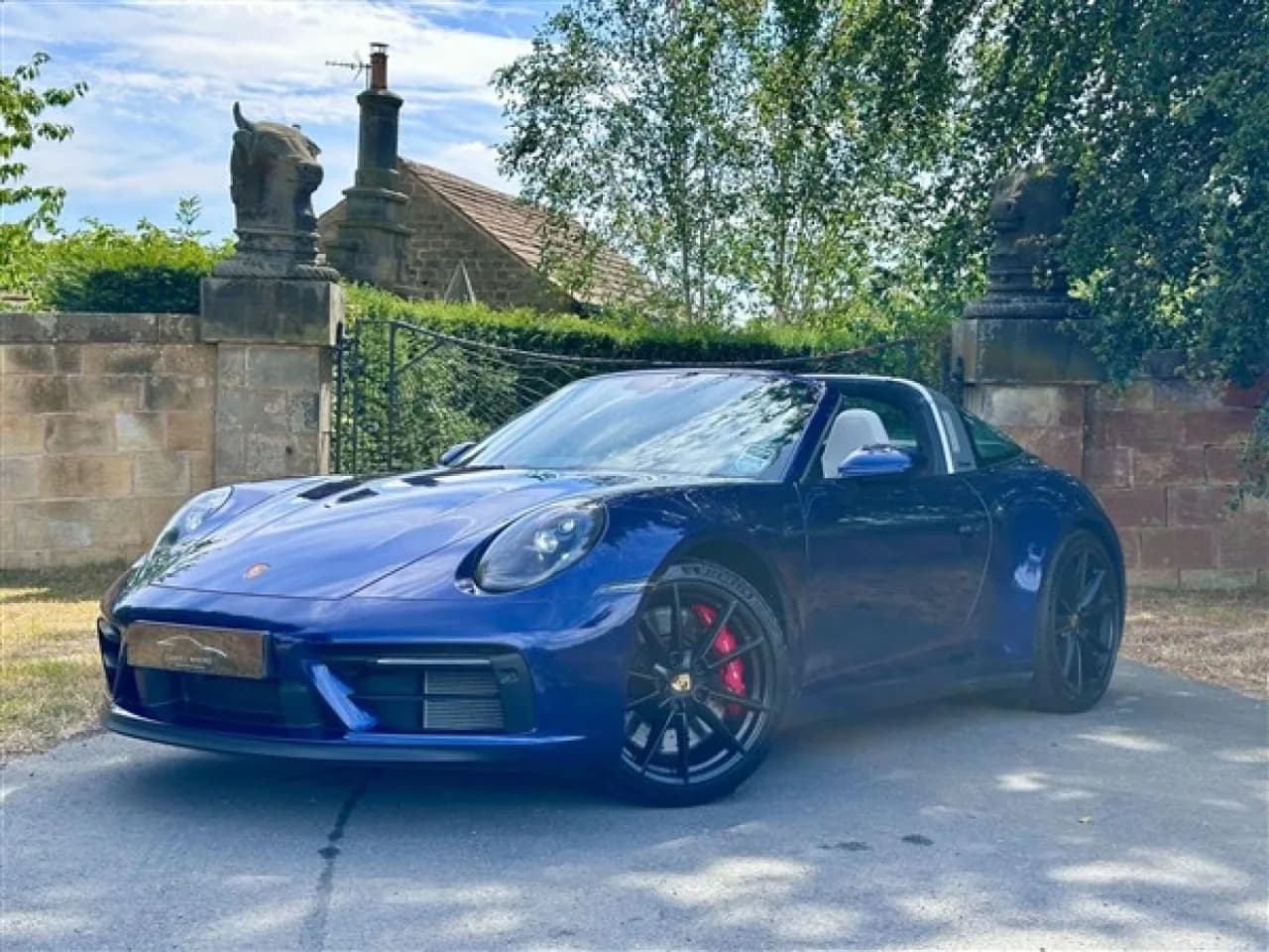 2023 Porsche 911 (992) - Thumbnail 6