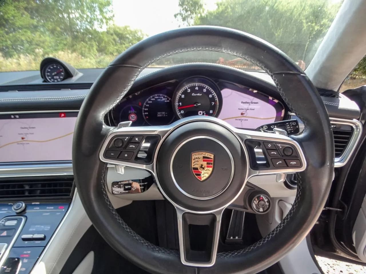 2017 Porsche 4.0T V8 Turbo Sport Turismo PDK 4WD Euro 6 (s/s) 5dr - Thumbnail 7